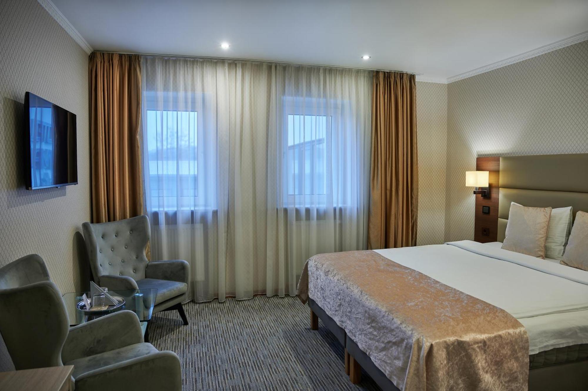 Olympus Hotel Каунас Екстер'єр фото